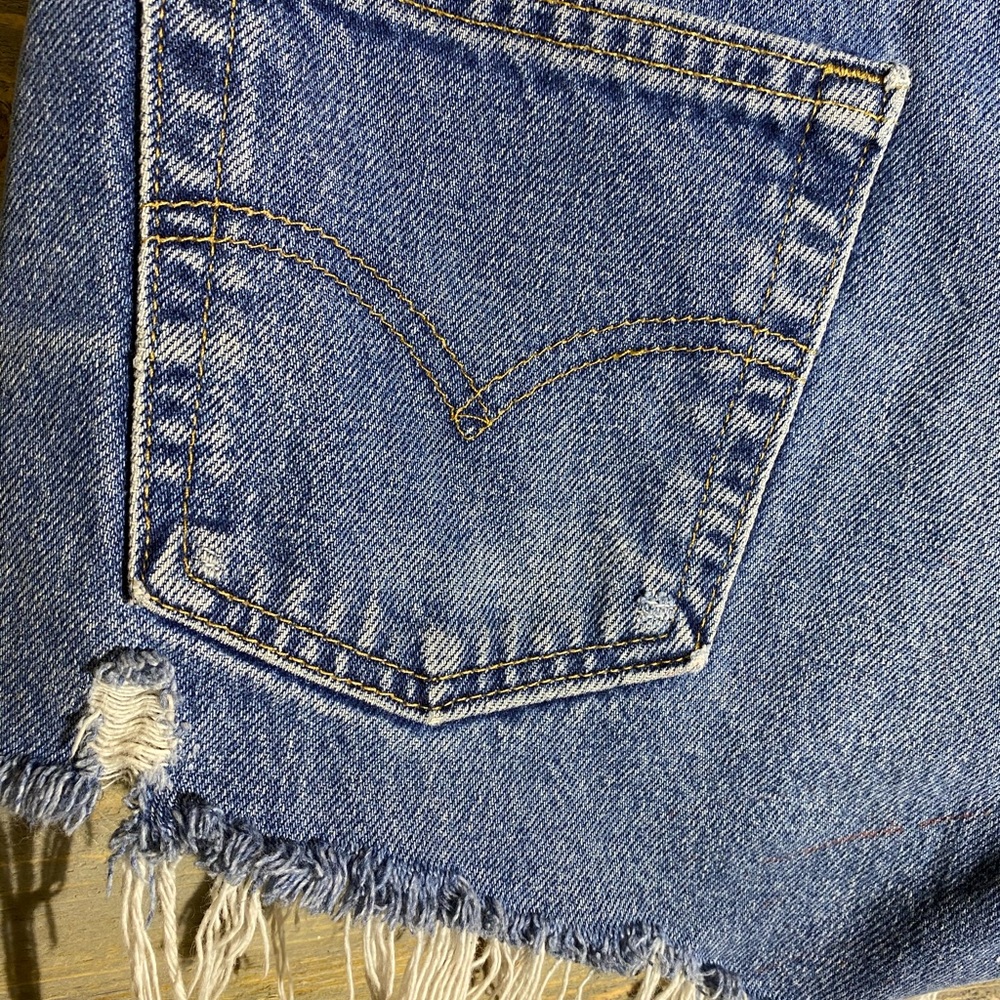 Levi high waist shorts - Picture 7 of 10